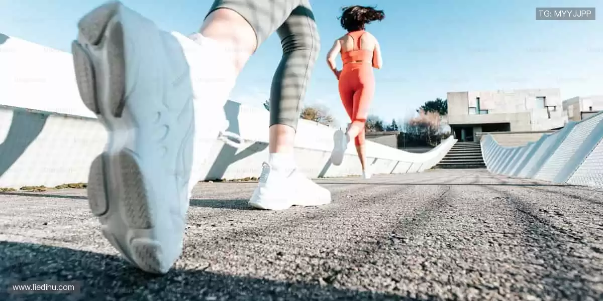 🎁 正版授权，独家周边！用潮流装备，彰显你的热爱👕🏆